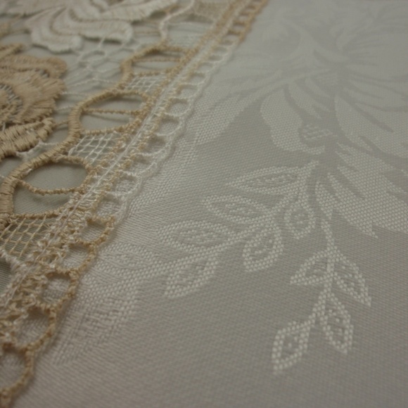 NEW Tablecloth Cream Beige Rose Lace, Square - Picture 3 of 4
